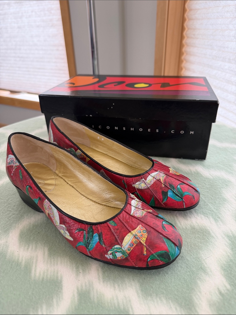Designer Icon Red Leather Ballet Flats with Multicolor Print “Shoe Garden” sz 6
